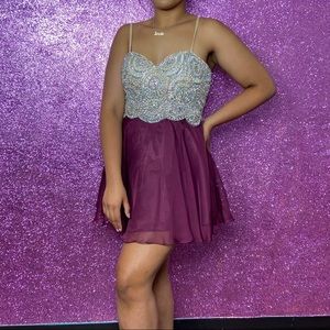 🌟 BEADED WINE SHORT DRESS 🌟